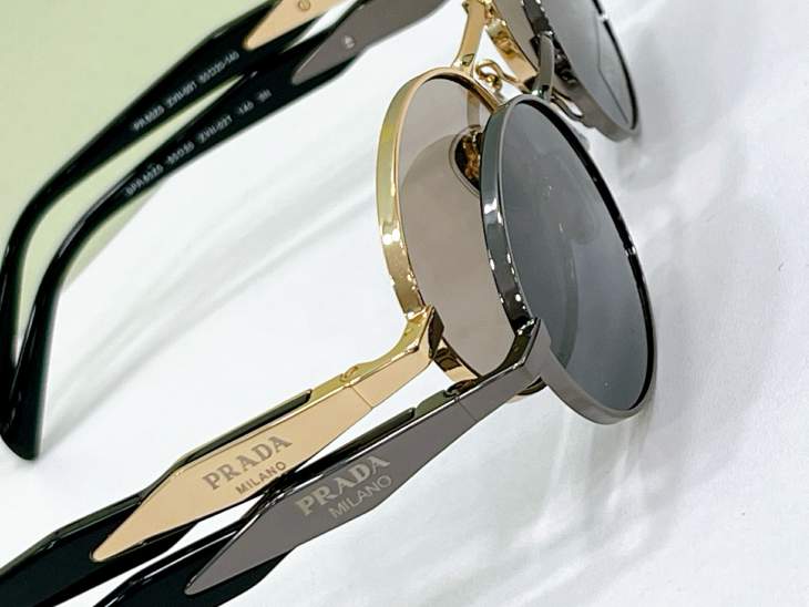 Picture of Prada Sunglasses _SKUfw76511754fw